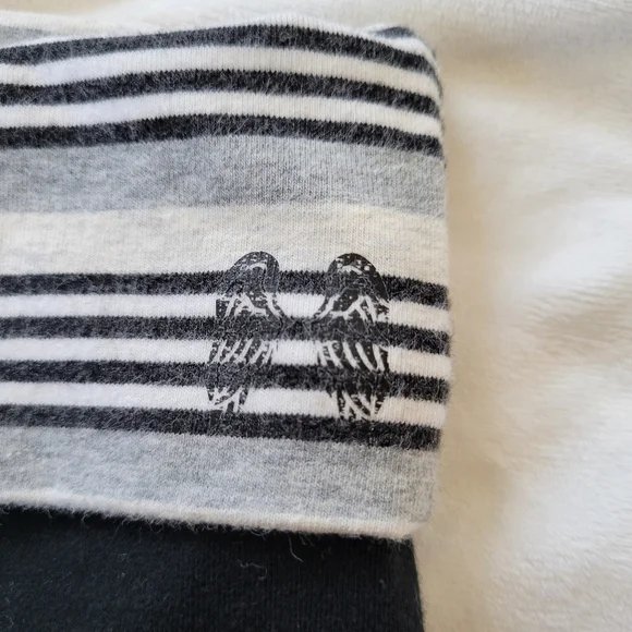 Victoria's Secret black with striped foldover angel wing legging Size XS - Picture 3 of 5
